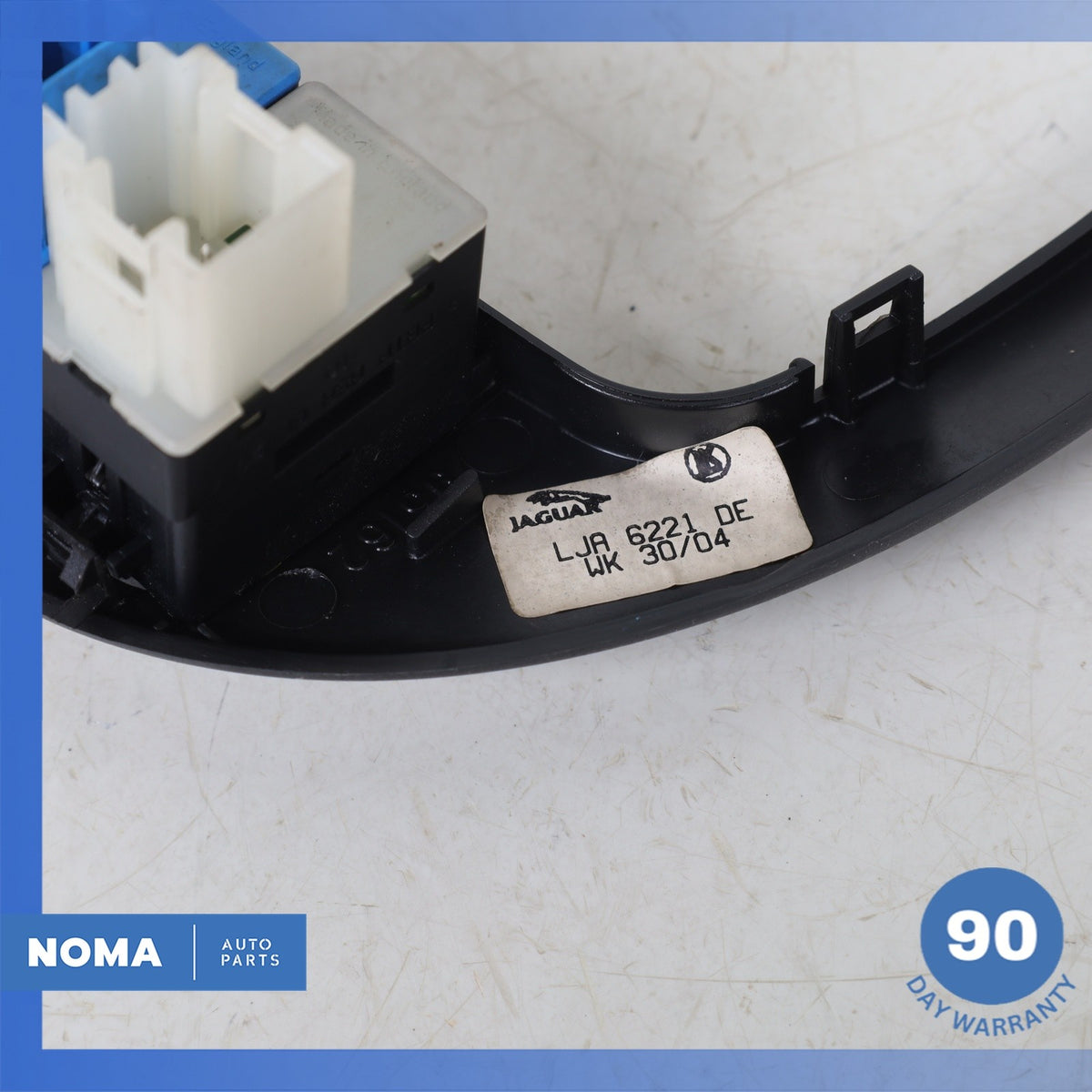 97-02 Jaguar X100 XKR Center Console Gear Shifter Bezel Trim w/ Switches OEM - photo 13