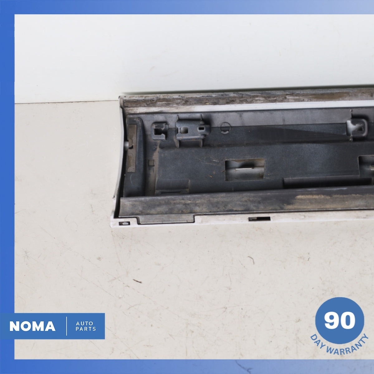 13-15 Audi 8U Q3 Front Left Side Door Lower Molding White OEM - photo 9