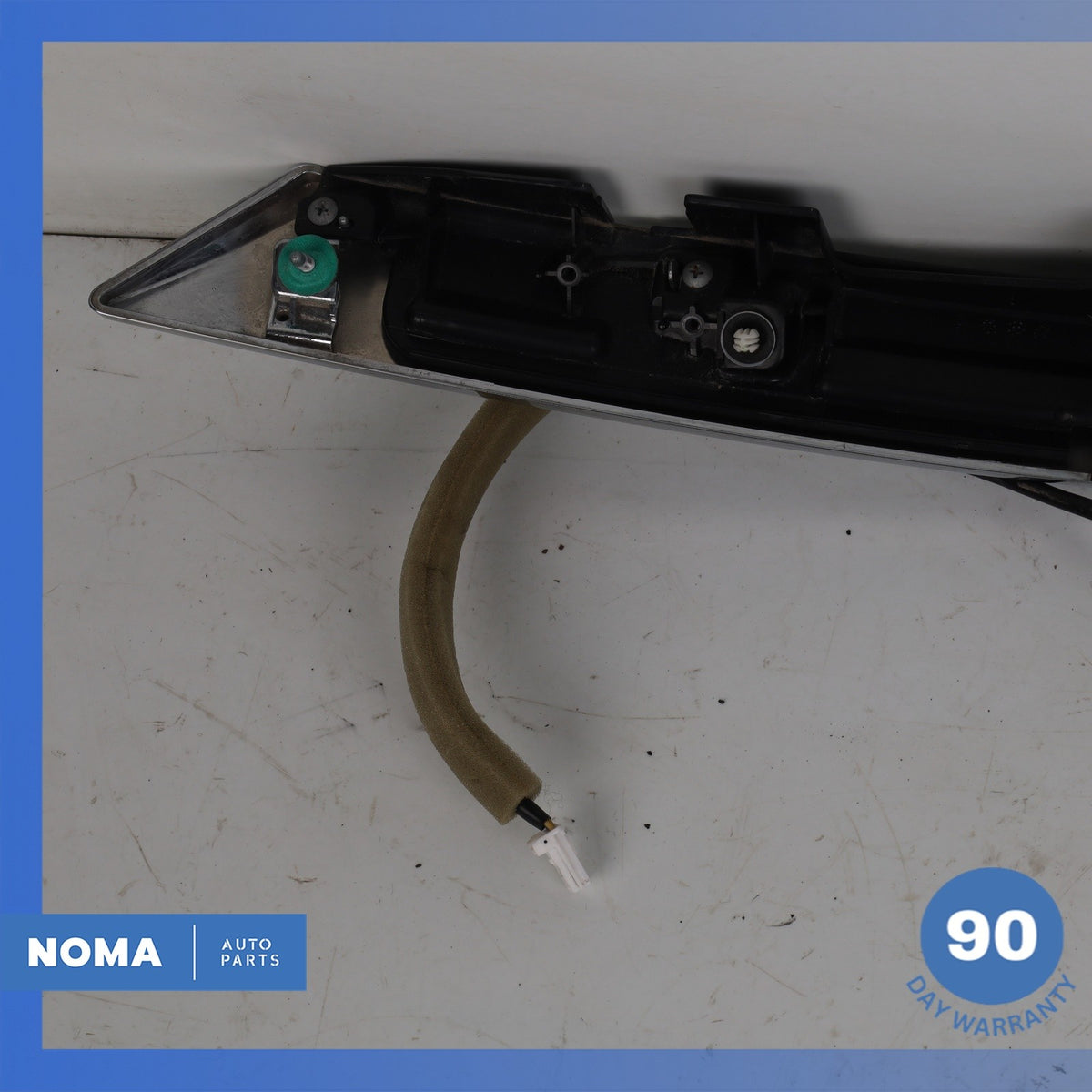 11-24 Infiniti Z62 QX80 Trunk Bezel License Plate Light Lamp Trim Chrome OEM - photo 16