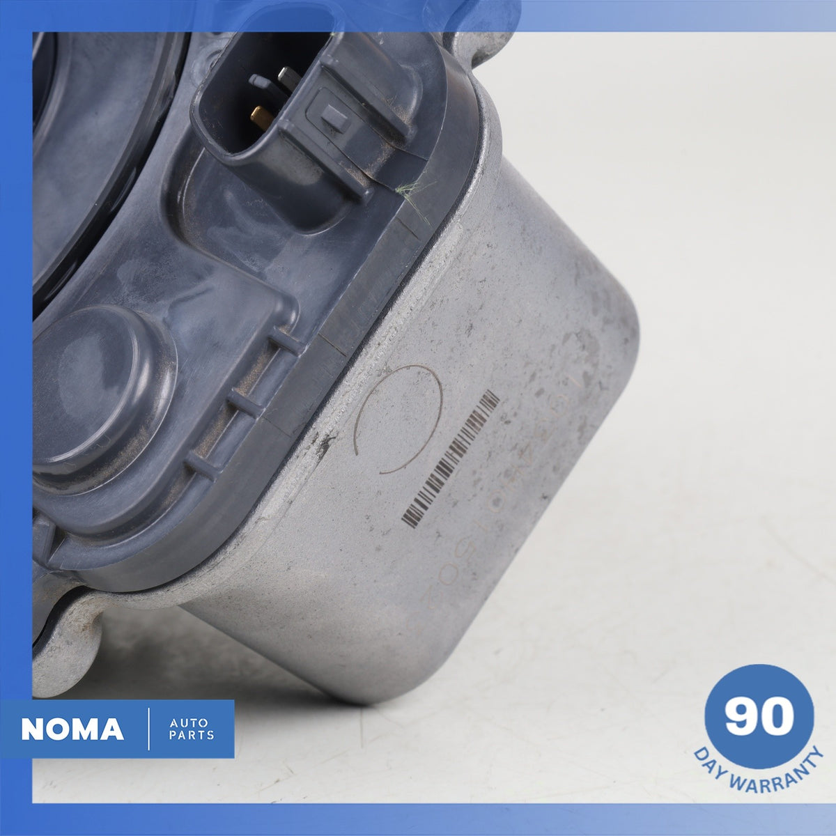 Lexus ZWA10 CT200h Engine Motor Coolant Water Pump OEM - photo 5