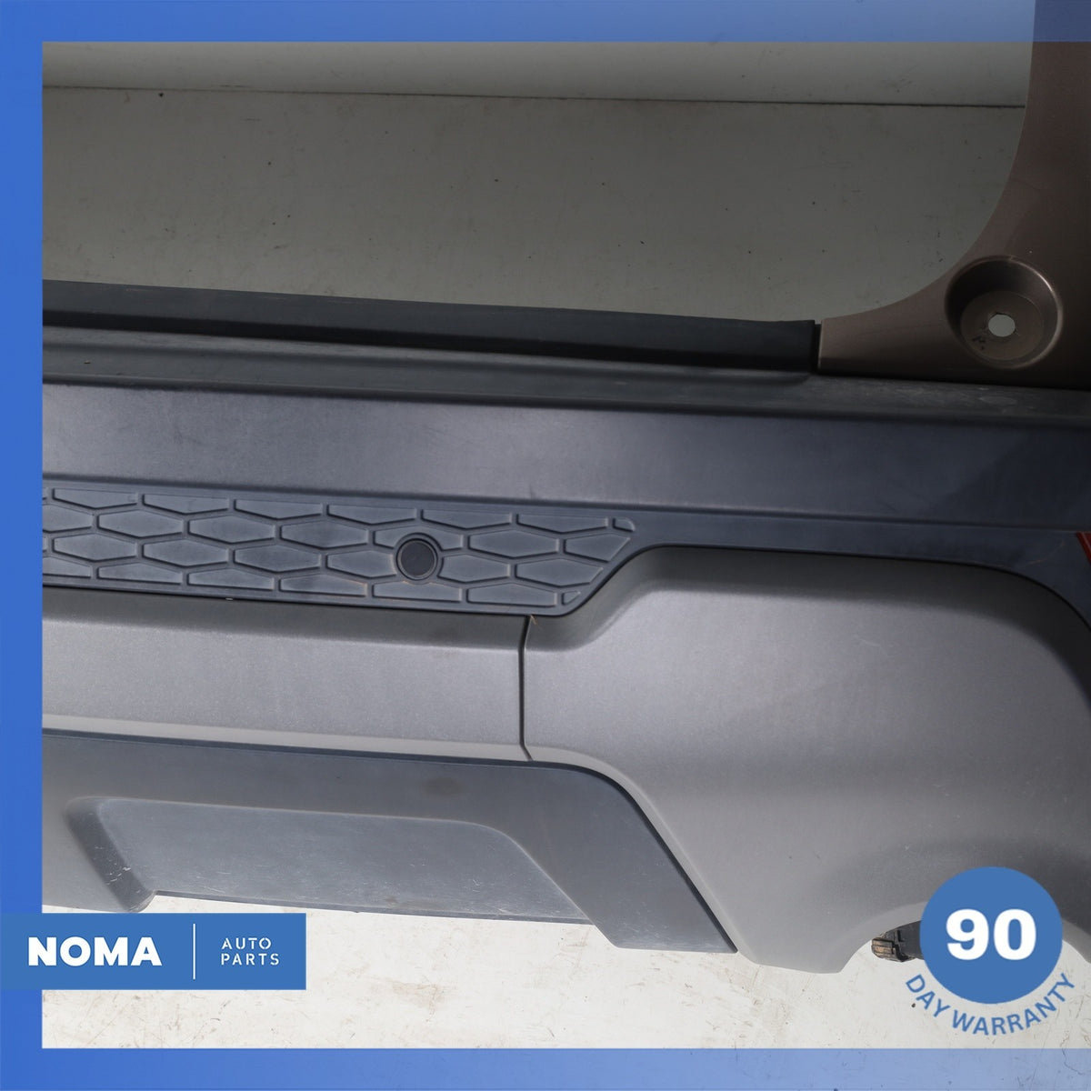 16-19 LR Range Rover Evoque L538 Rear Bumper Cover Panel Assembly Brown OEM - photo 7
