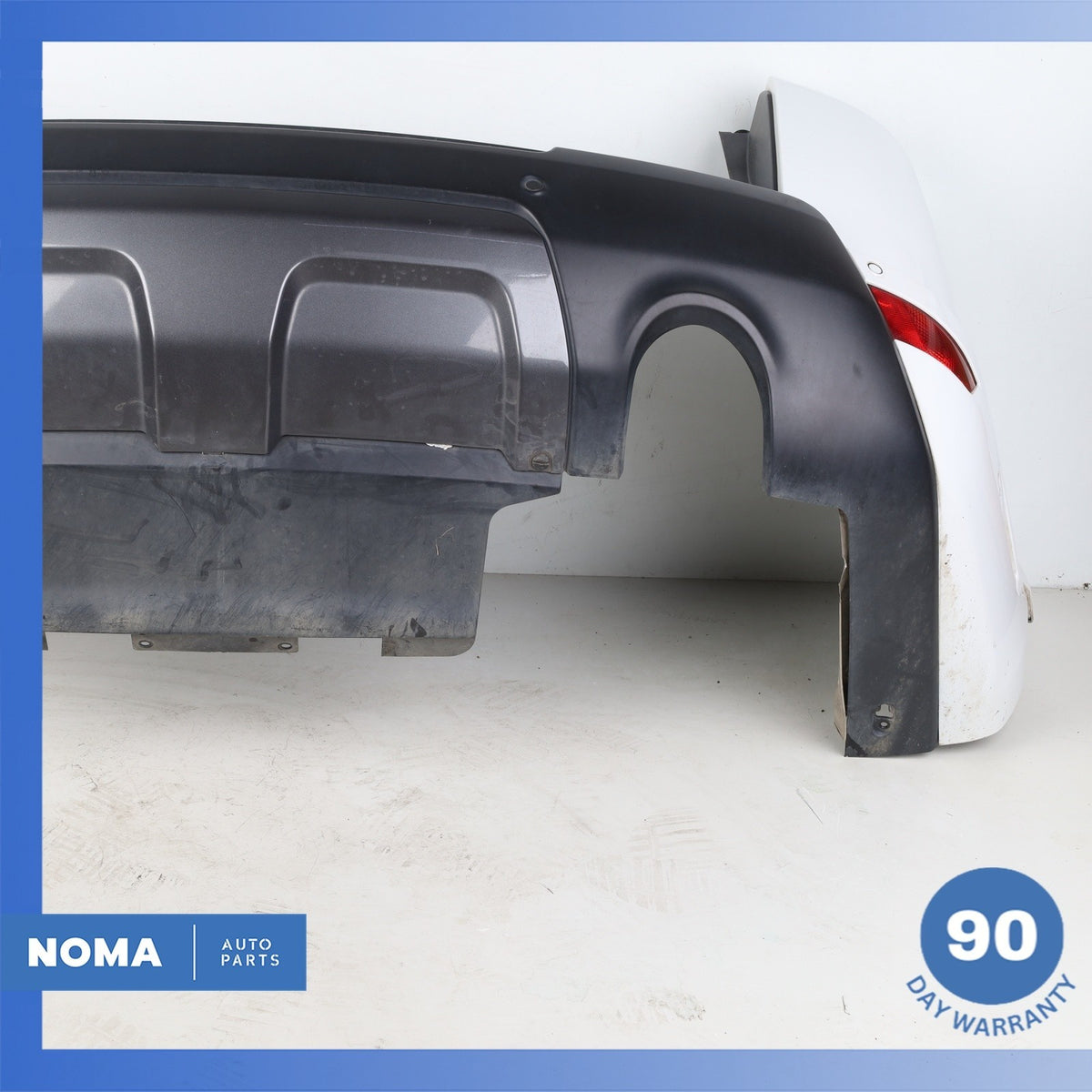 14-17 LR Range Rover Sport L494 HSE Rear Bumper Cover Panel Assembly White OEM - photo 13