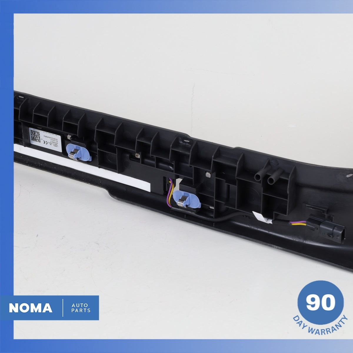 2017 Discovery Sport L550 Front Right Tread Panel Scuff Plate FK7M02348A OEM - photo 8
