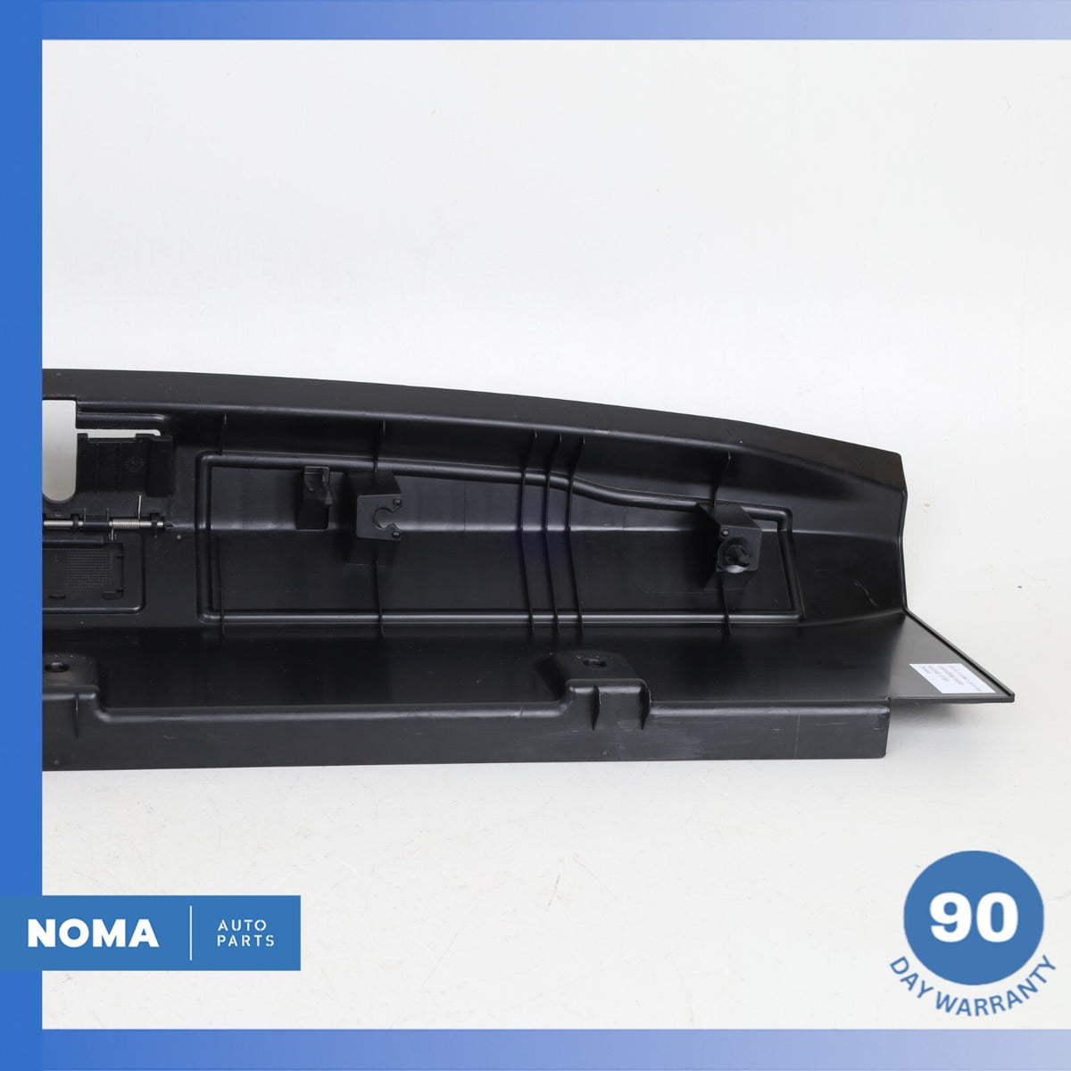 17-24 Alfa Romeo 952 Giulia Rear Trunk Boot Scuff Panel Cover Trim 156107229 OEM - photo 11