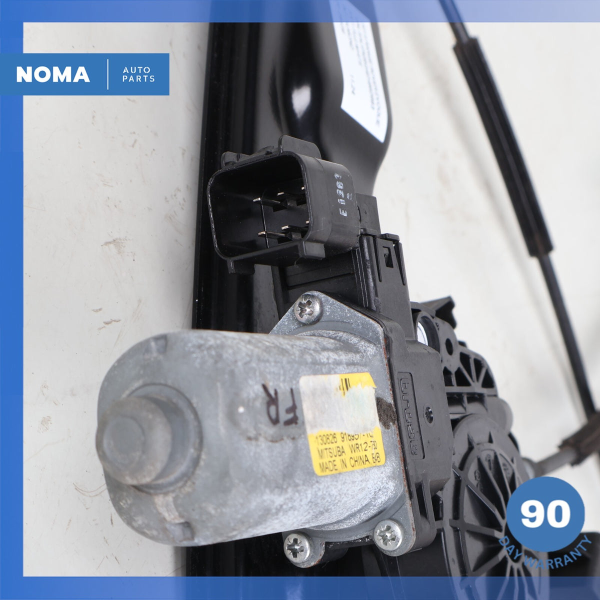2014 Range Rover Evoque L538 Front Right Side Door window Regulator OEM - photo 10
