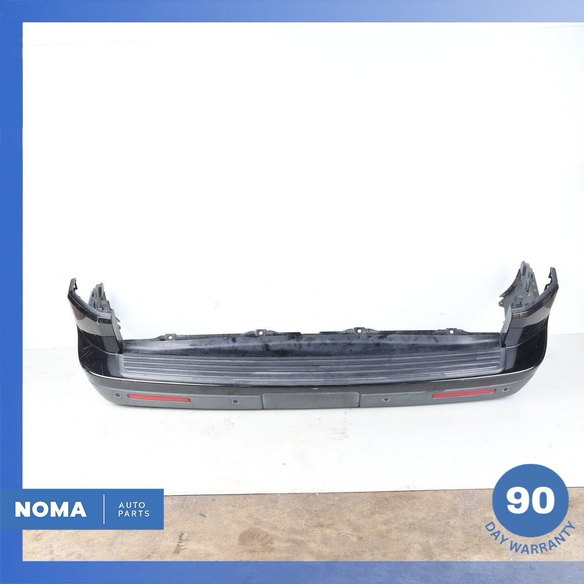 10-16 Land Rover L319 LR4 Rear Bumper Cover Assembly Black OEM - photo 2