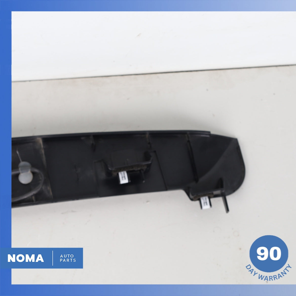 18-23 Land Rover Range Rover L560 Velar Trunk License Plate Number Light OEM - photo 8
