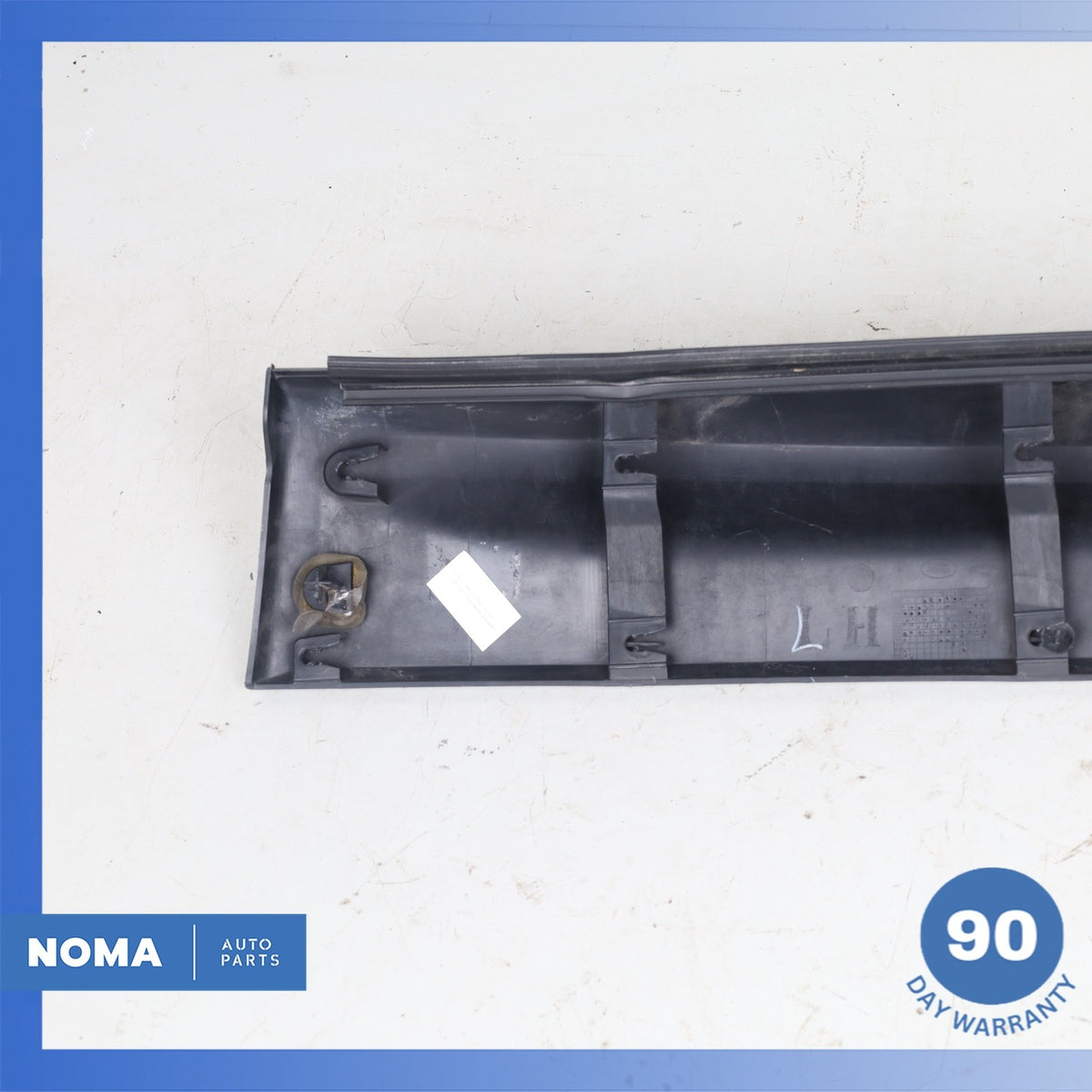 10-13 Land Rover Range Rover Sport L320 Front Left Driver Door Lower Molding OEM - photo 8