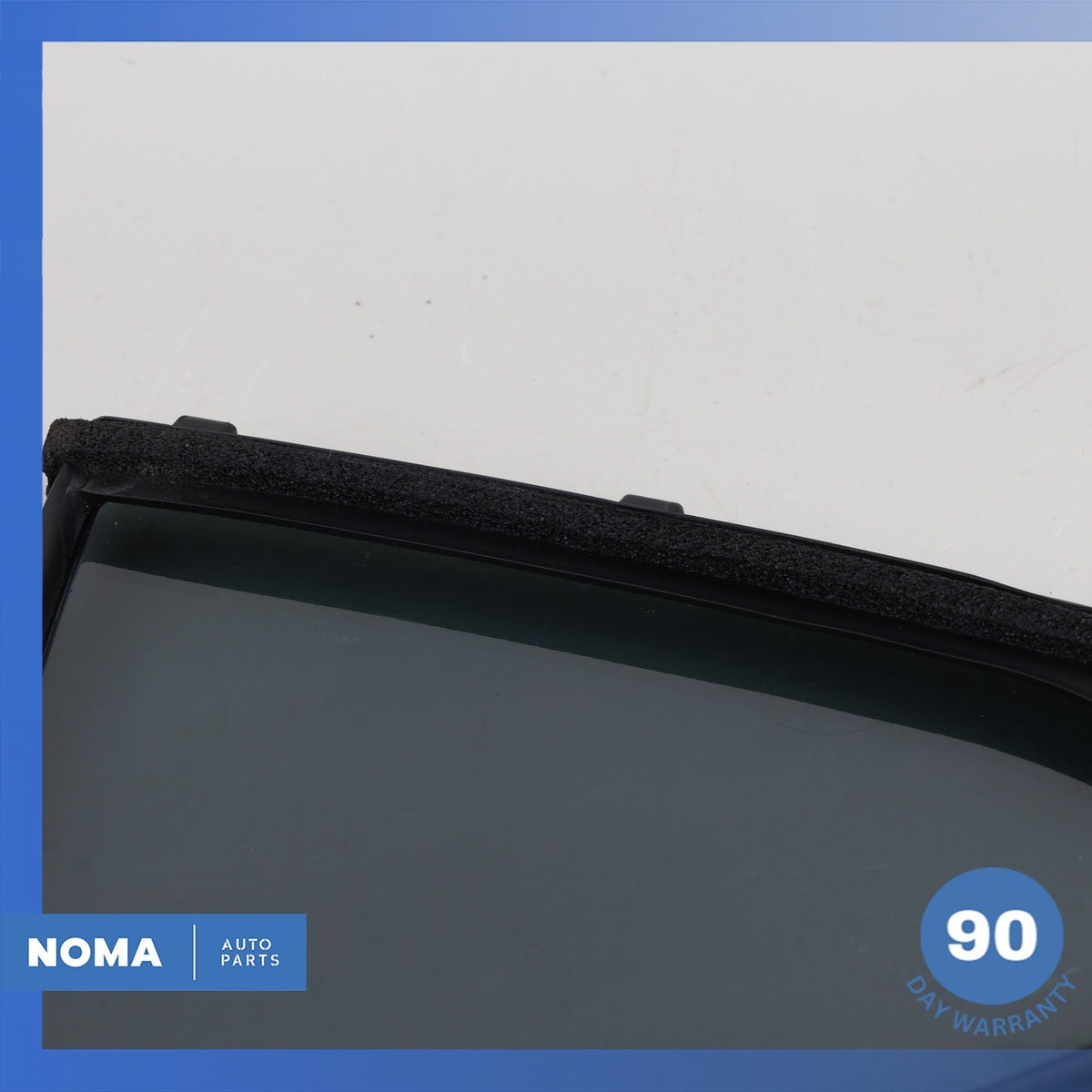 Lexus GSE20R IS250 IS350 ISF Rear Right Quarter Panel Glass 68123-53090 OEM - photo 9