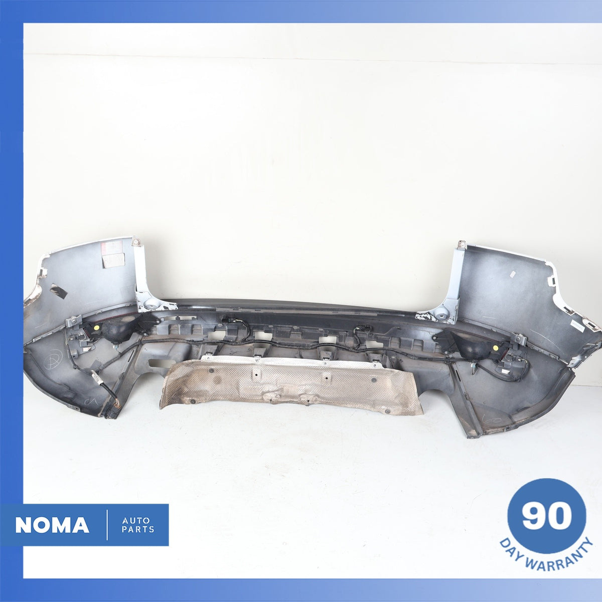 12-15 LR Range Rover Evoque L538 Rear Bumper Cover Panel Assembly White OEM - photo 7