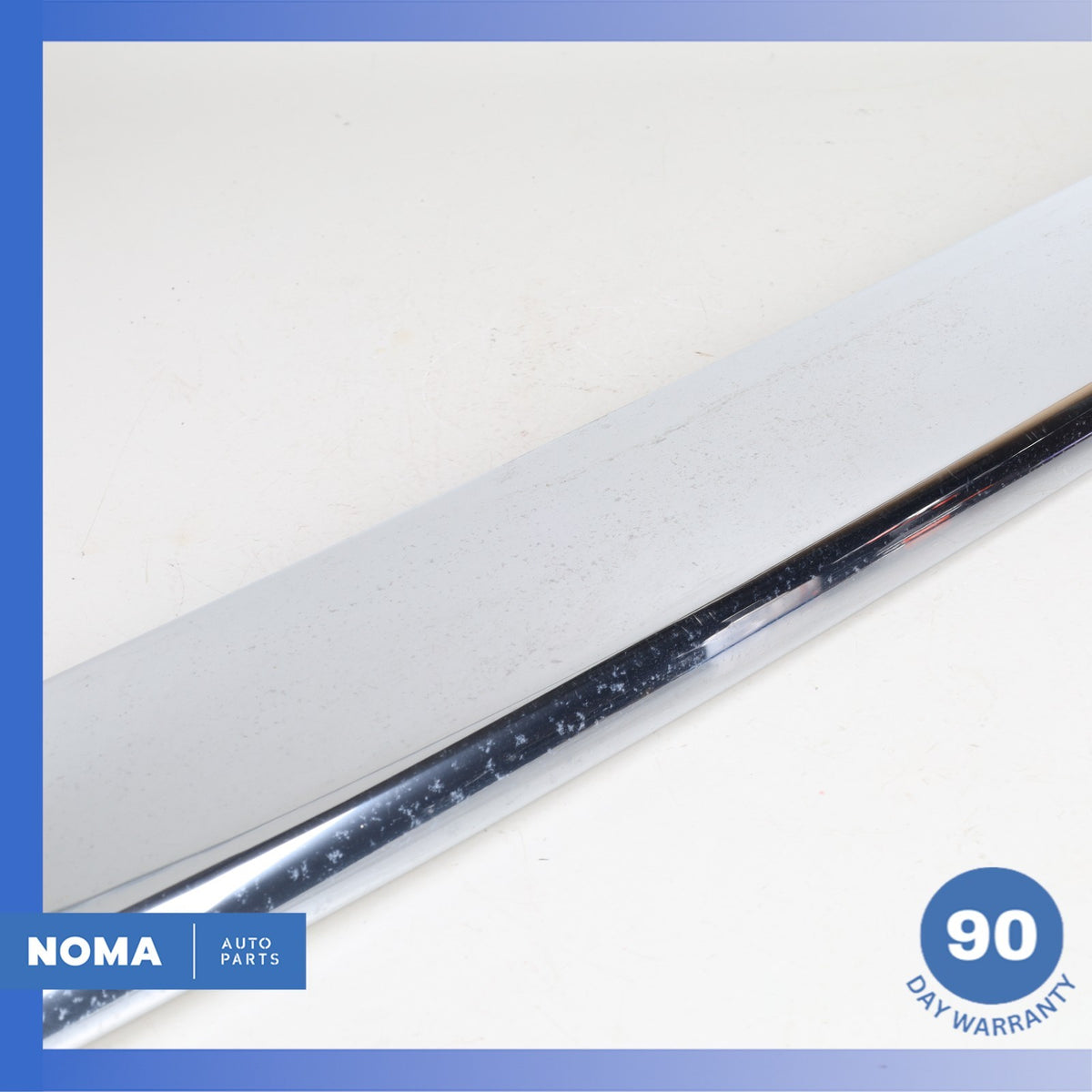 94-96 Jaguar XJS Series 3 Rear Bumper Center Molding Chrome HHC6620AA OEM - photo 4