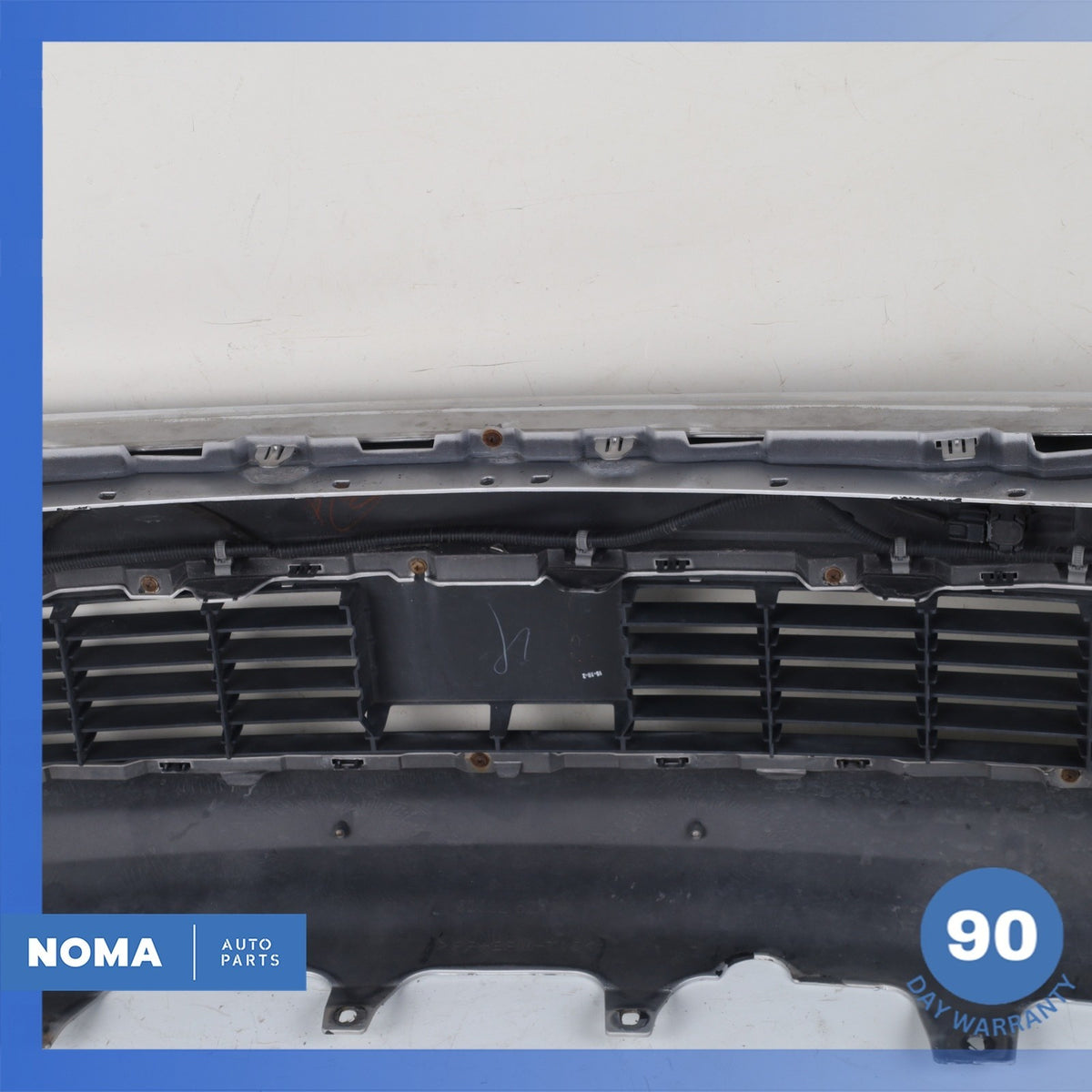 15-17 Infiniti Z62 QX80 Front Bumper Cover Panel Assembly Silver 620225ZA0H OEM - photo 20