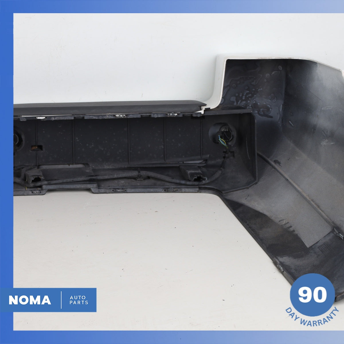 10-12 Land Rover Range Rover L322 Rear Bumper Cover Panel Assembly OEM - photo 20