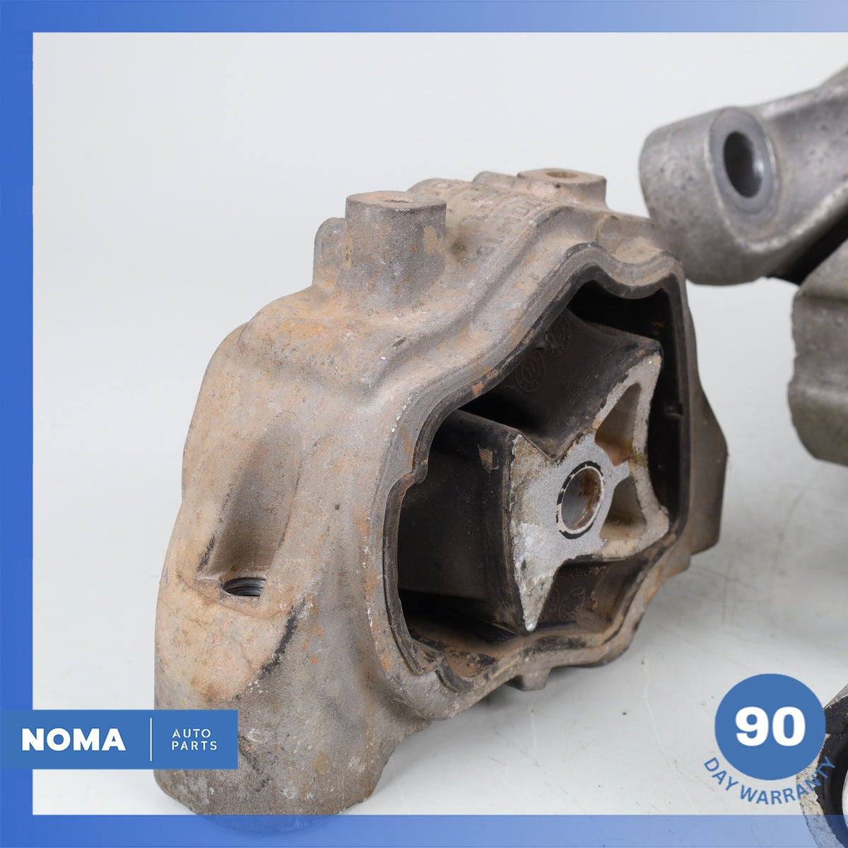 14-19 Range Rover Evoque L538 / Discovery L550 Engine Frame Mount Set OEM - photo 8