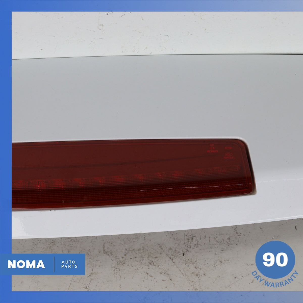 10-12 LR Range Rover L322 Rear Trunk Spoiler Wing w/ Brake Light White OEM - photo 3