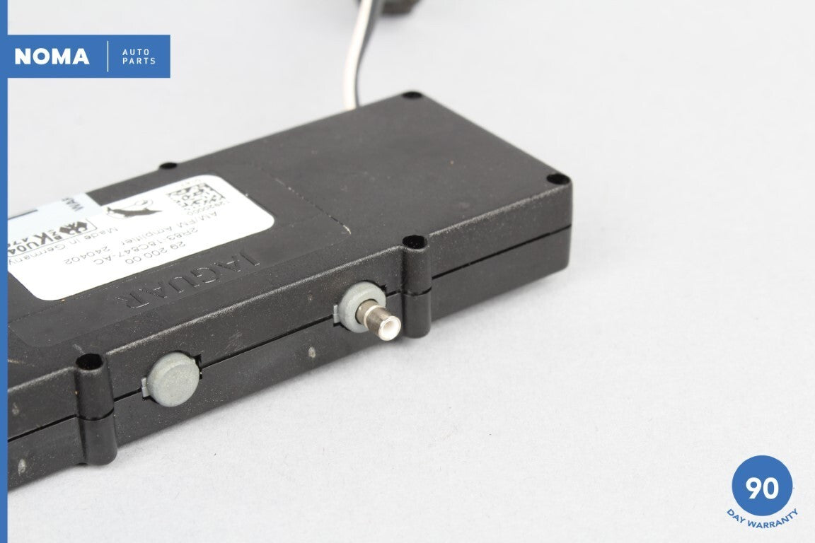 03-08 Jaguar S-Type X202 AM FM Radio Antenna Amplifier 2R8318C847AC OEM - photo 6