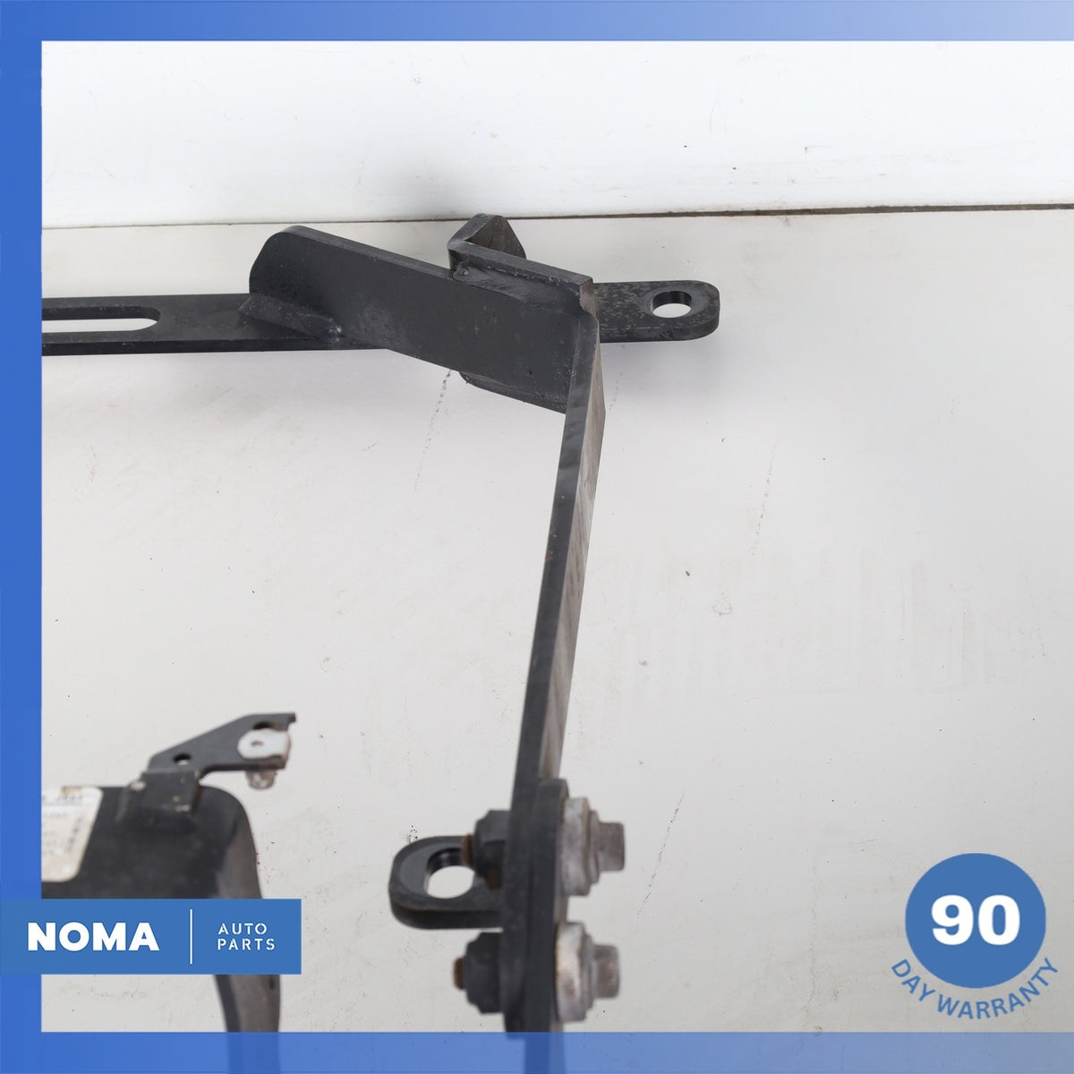 14-22 LR Range Rover Sport L494 Trailer Rear Tow Hitch Reinforcement Bar OEM - photo 3