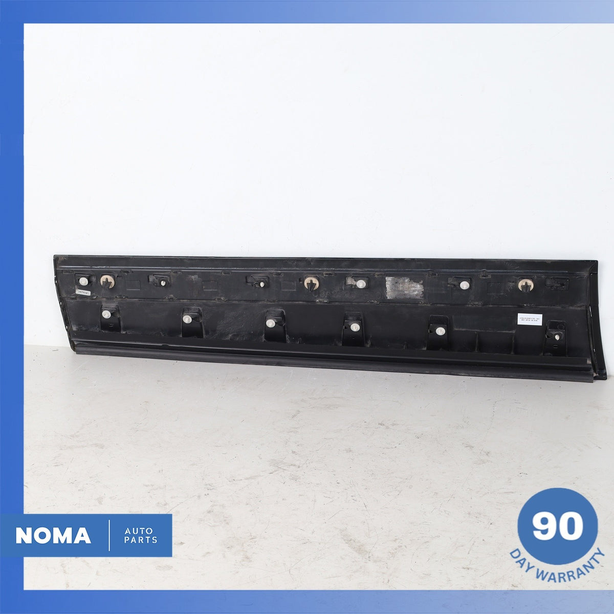 18-23 Range Rover L560 Velar Front Right Side Door Lower Cover Molding OEM - photo 7