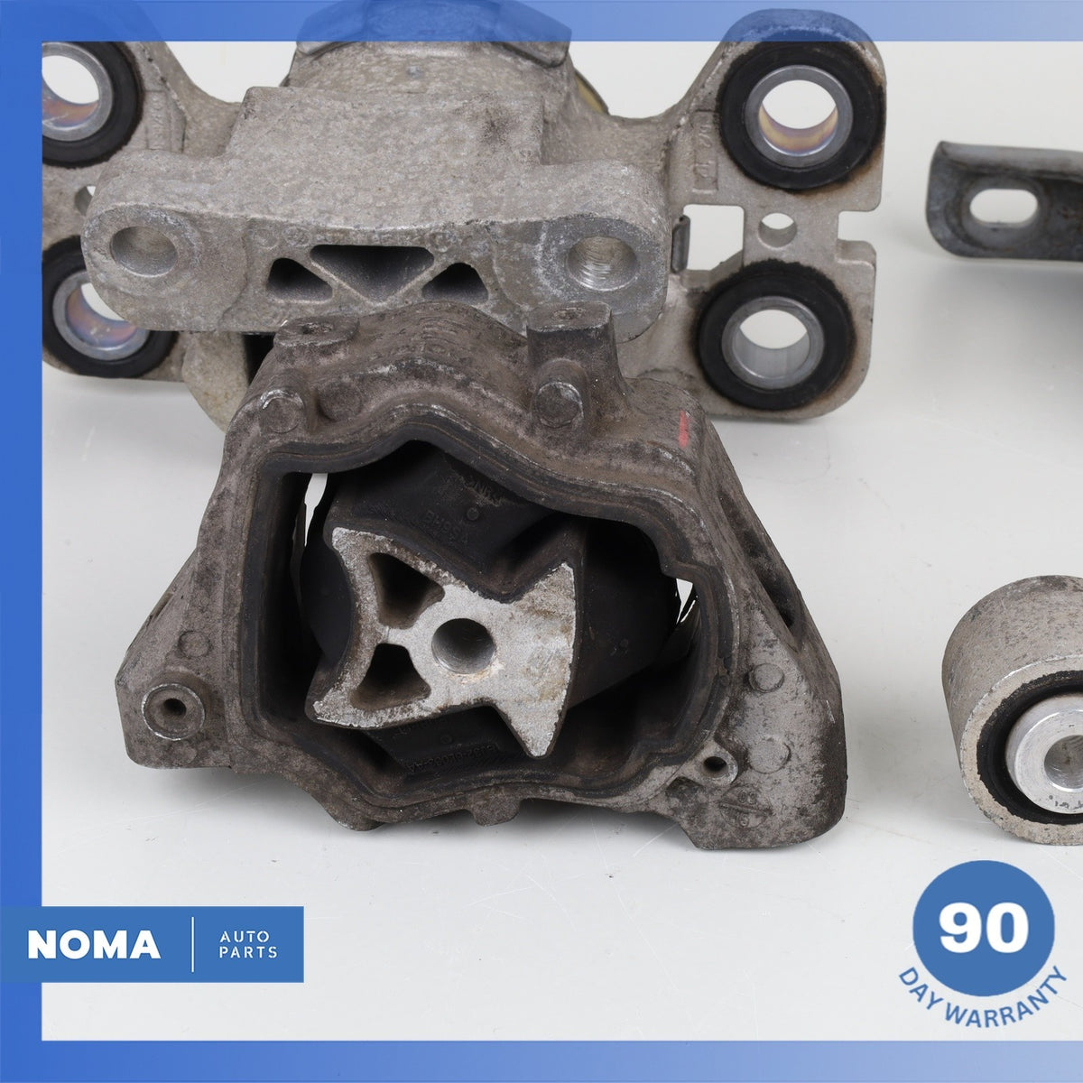 14-19 Range Rover Evoque L538 / Discovery L550 Engine Frame Mount Set OEM - photo 9