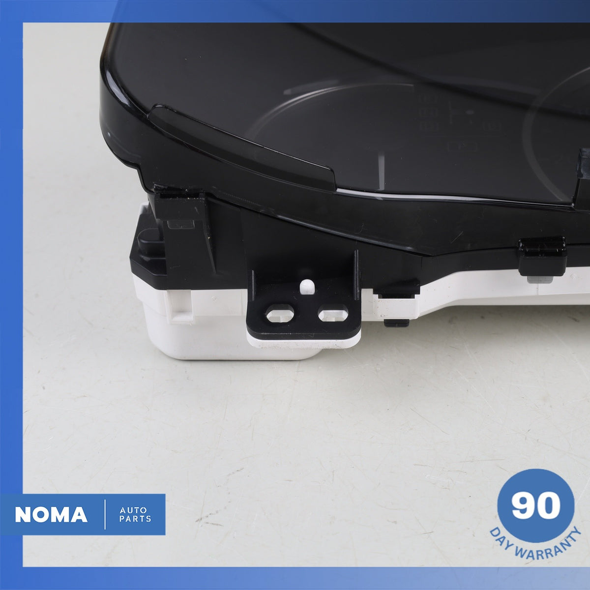 Lexus ZWA10 CT200h Instrument Cluster Speedometer OEM - photo 16