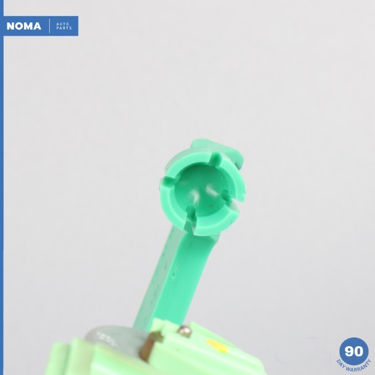 04-09 Jaguar XJ8 VDP X350 X358 Front Left Seat Headrest Adjustment Motor OEM - photo 11