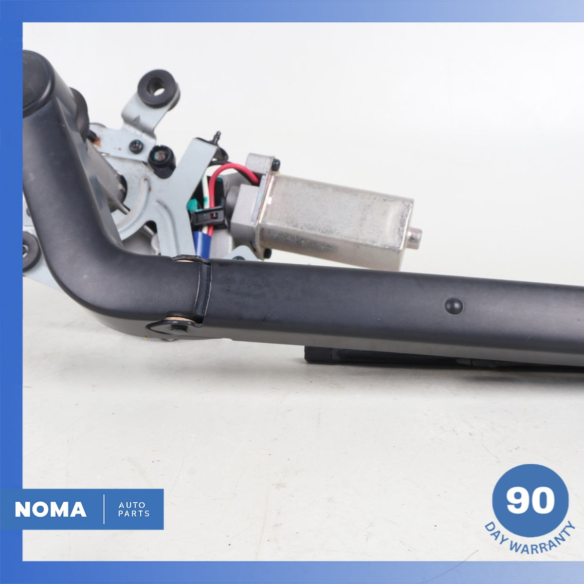 05-16 Land Rover L319 LR4 LR3 Rear Glass Windshield Wiper Motor OEM - photo 4