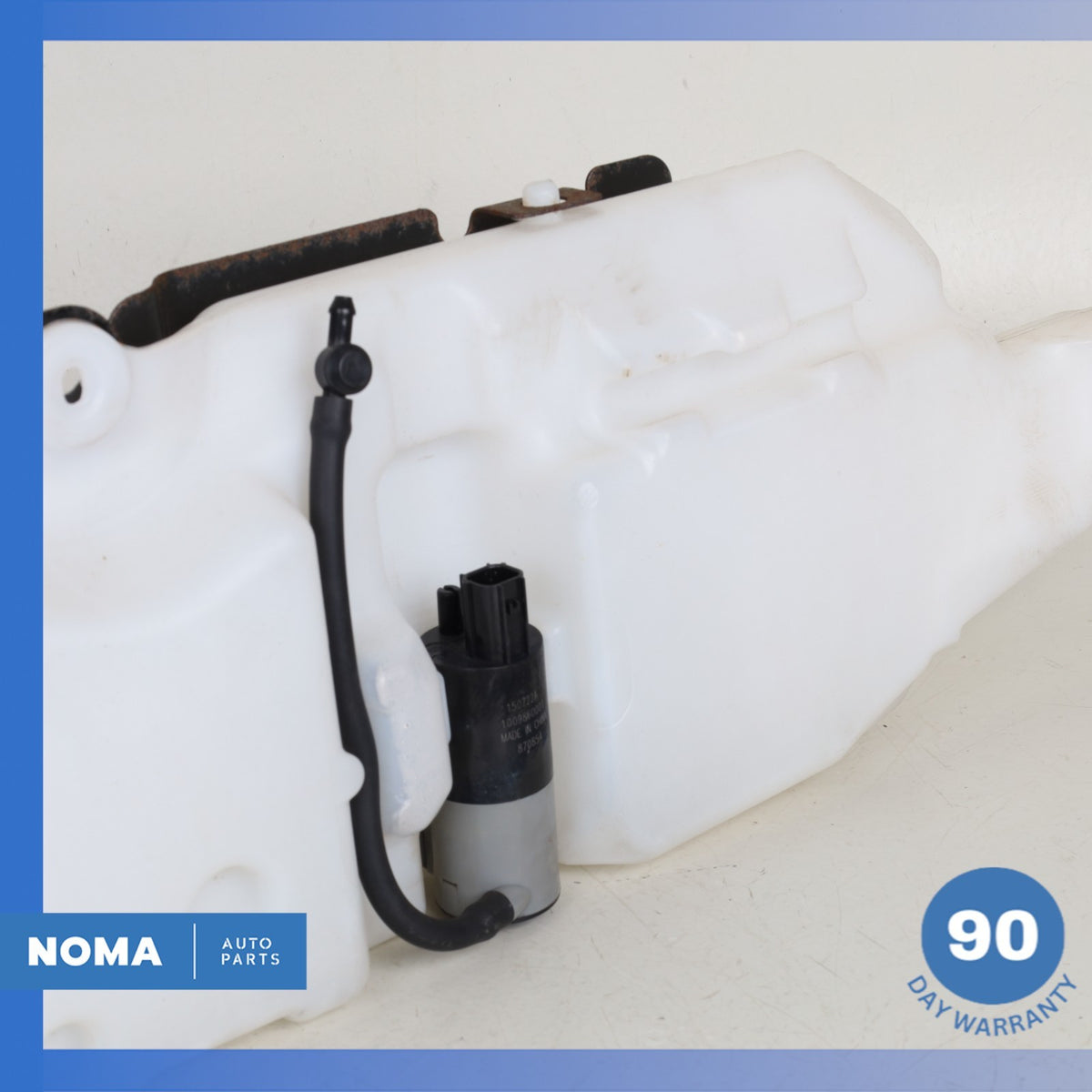 2017 Jaguar X152 F-Type Rear Windshield Washer Tank Reservoir w/ Pump OEM 49k - photo 9