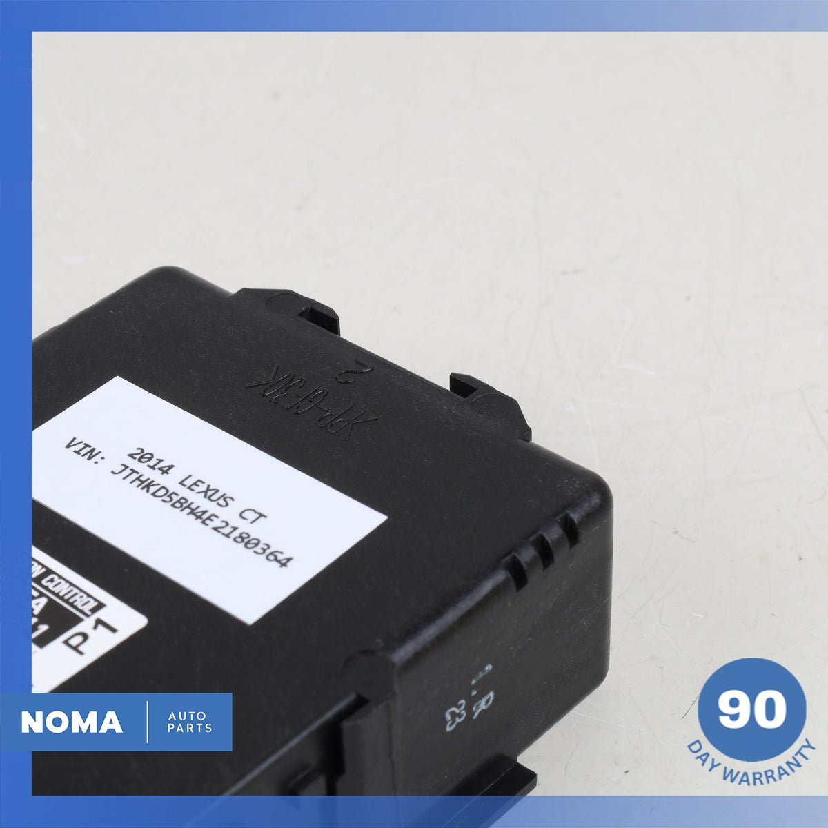 Lexus ZWA10 CT200h Transmission Control Module TCU TCM 89535-76011 OEM - photo 3