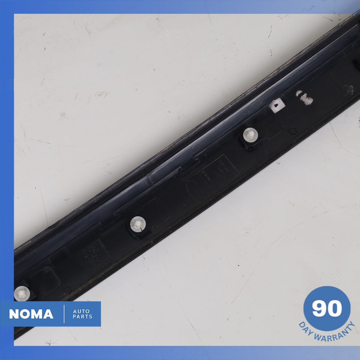 05-16 Land Rover L319 LR4 LR3 Left A Pillar Exterior Windshield Molding OEM - photo 7