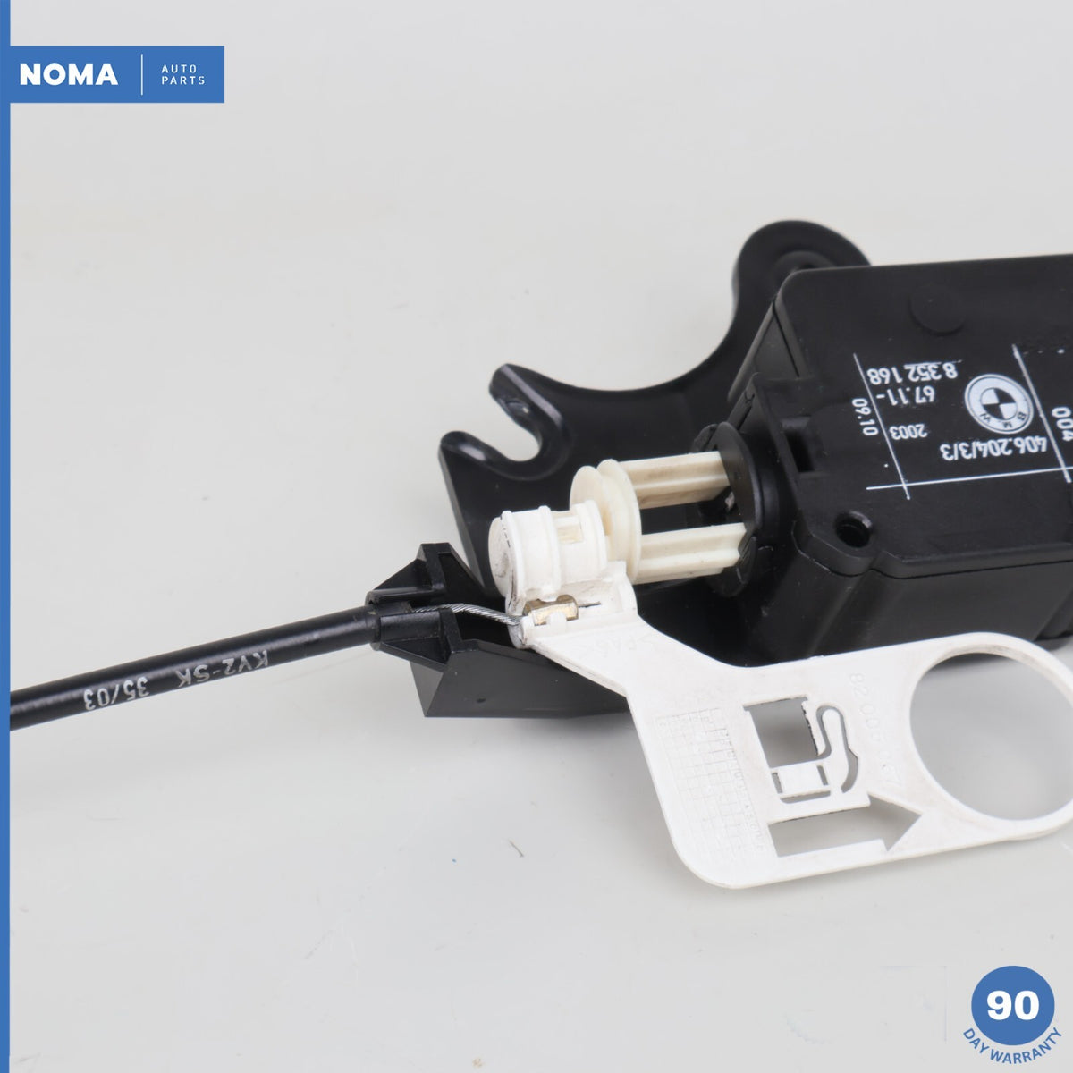 96-02 BMW Z3 E36 Fuel Gas Door Lock Latch Actuator 8352168 OEM - photo 3