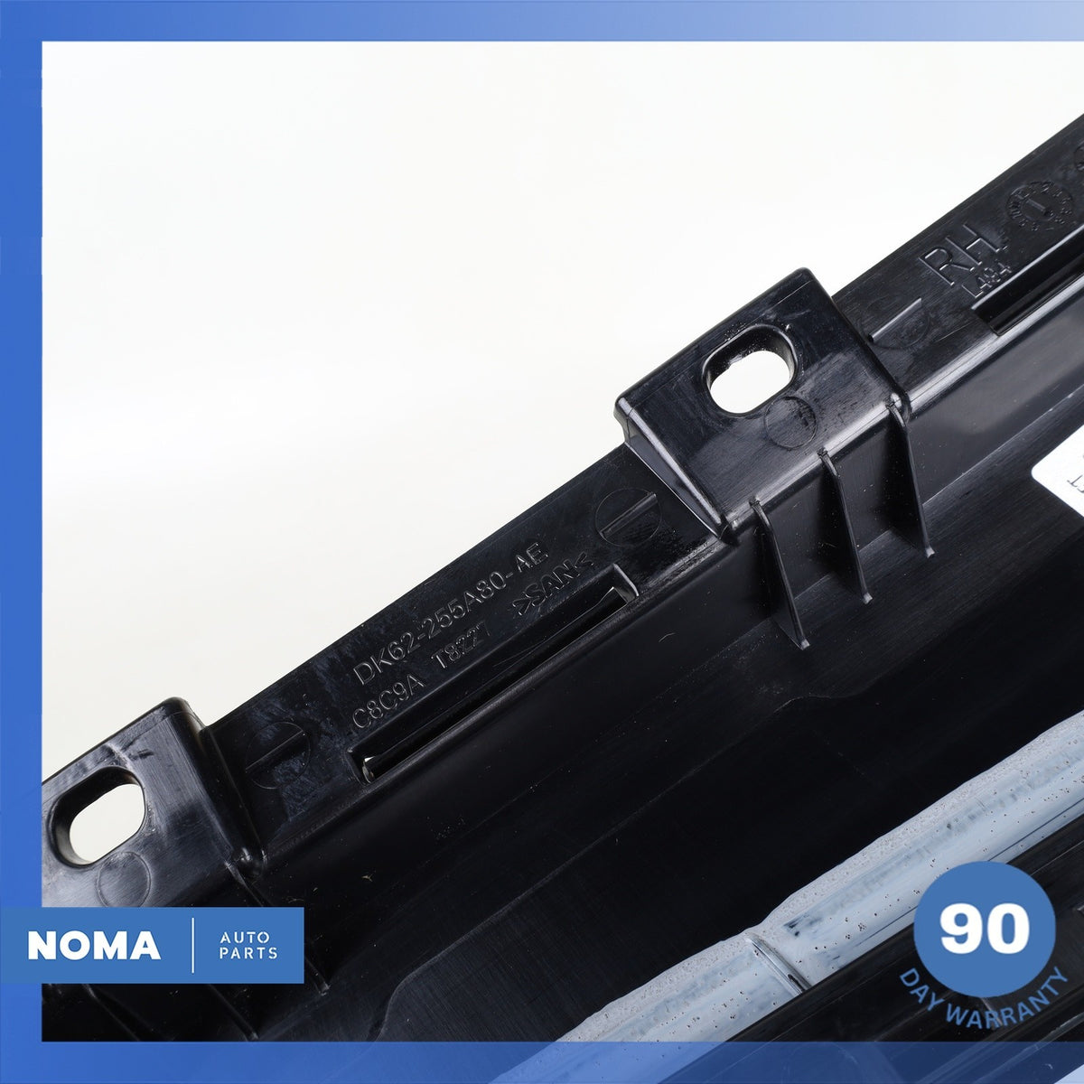 LR Range Rover Sport L494 Rear Right Side Exterior Door B-Pillar Molding OEM - photo 10
