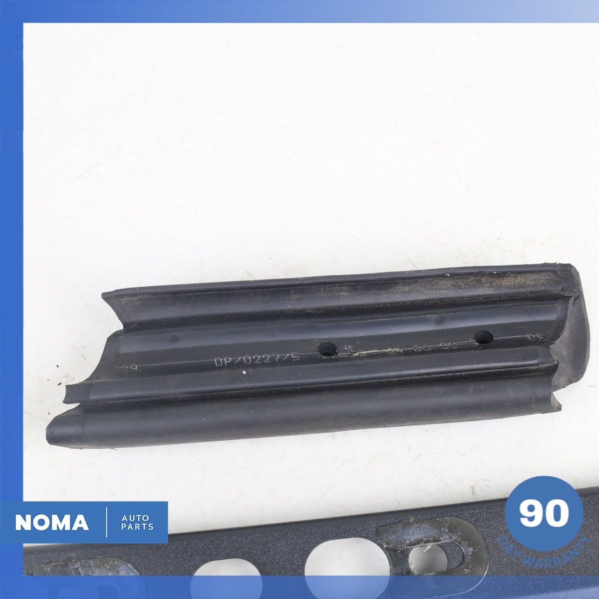 96-02 BMW E36 Z3 Convertible Top Roof Right Side Molding Rubber Seal Set OEM - photo 14
