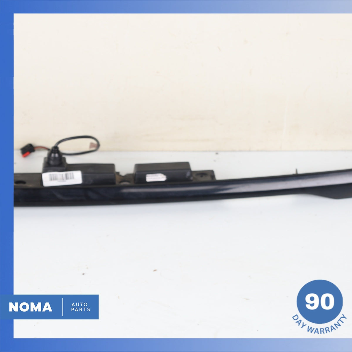 14-22 Range Rover Sport L494 Trunk Bezel License Plate Molding DK6240406DA OEM - photo 3