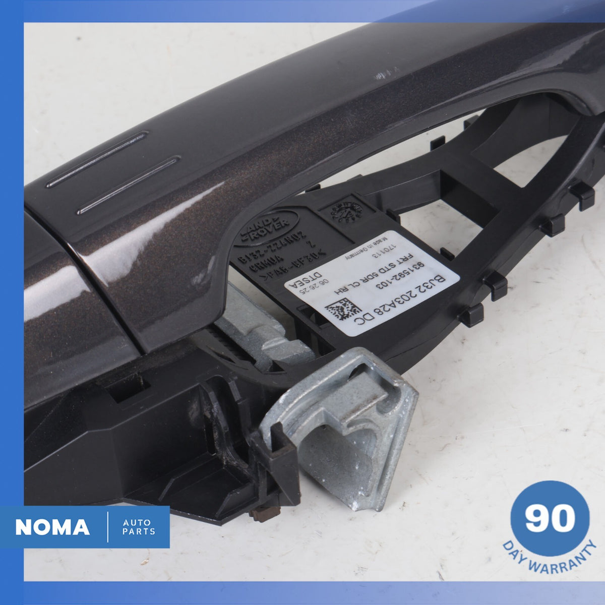 2013 Range Rover Evoque L538 Front Right Side Door Exterior Handle OEM - photo 8