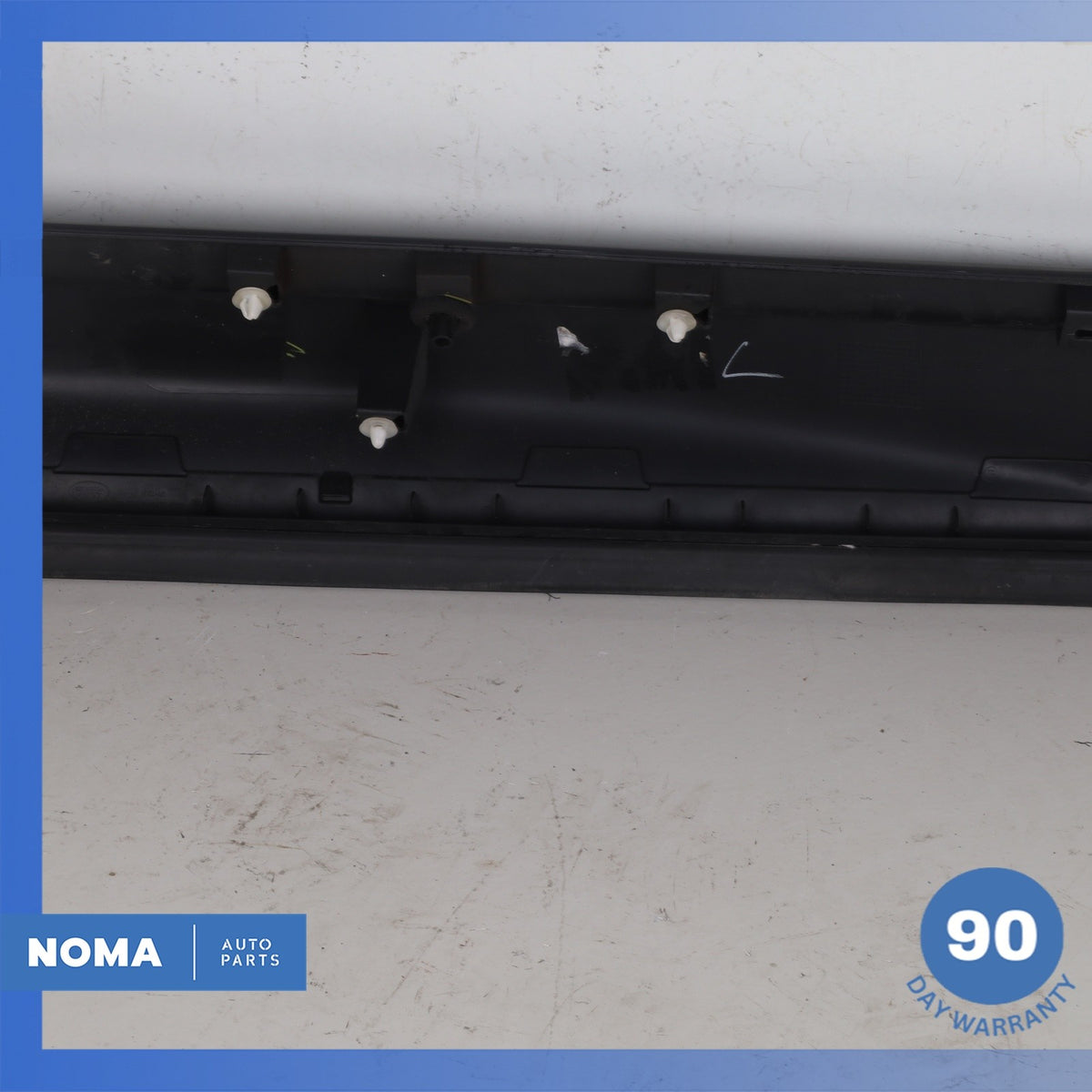 14-22 Land Rover Range Rover Sport Front Left Lower Door Molding LR044139 OEM - photo 7