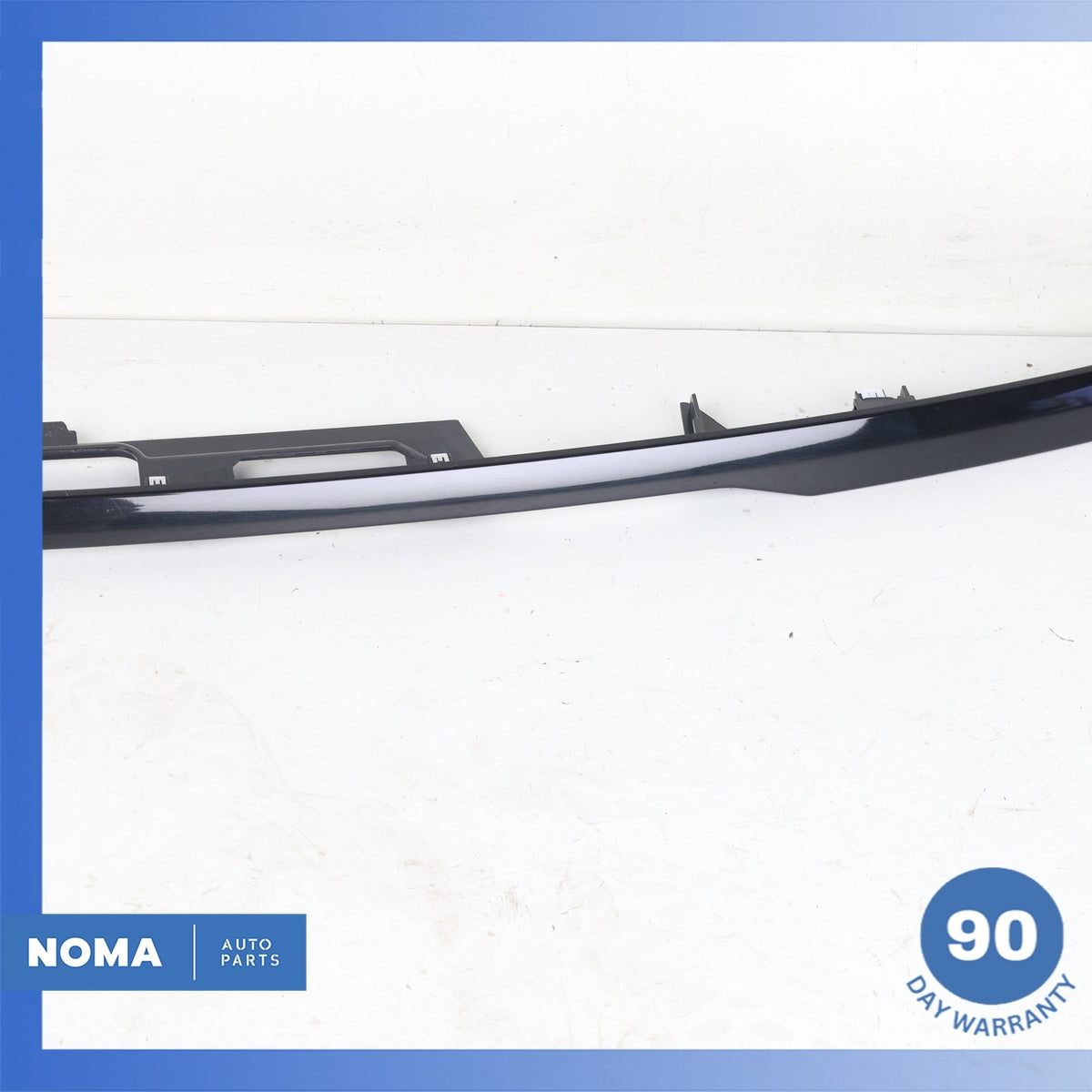 14-22 Range Rover Sport L494 Trunk Bezel License Plate Molding DK6240406DA OEM - photo 3