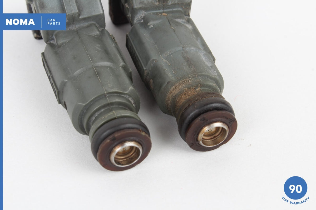 03-05 Land Rover Range Rover L322 Gas Fuel Rail Line Injector Set of 2 OEM - photo 3