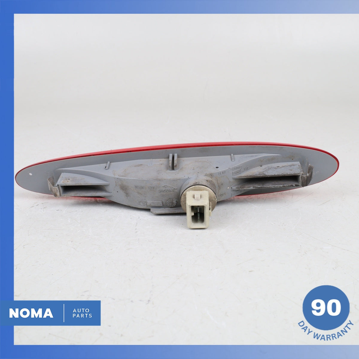 Jaguar X100 XKR XK8 Rear Right or Left Side Marker Light Lamp Red LJA5034BC OEM - photo 4