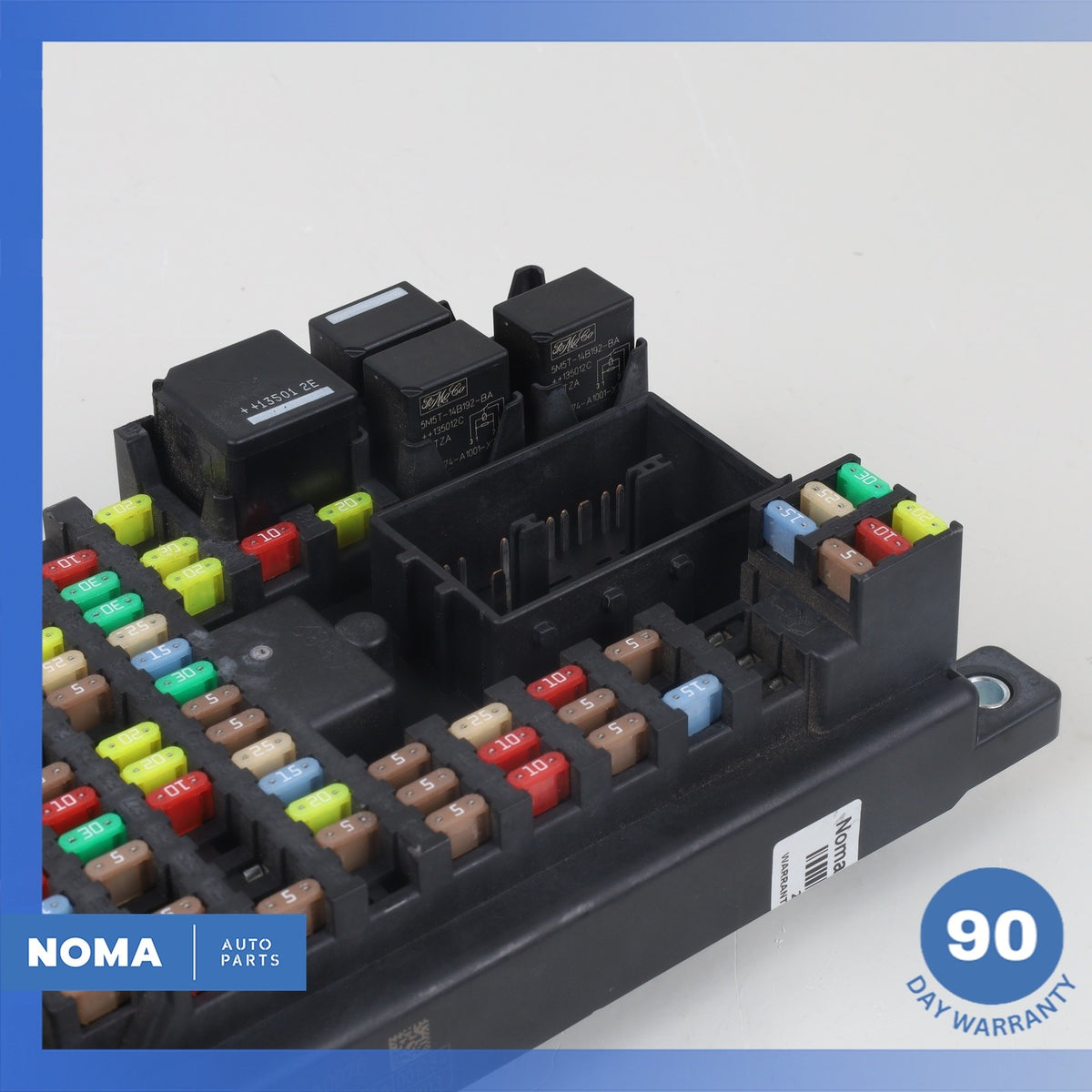 14-15 Land Rover Range Rover Sport L494 Body Control Module Fuse Relay Box OEM - photo 3