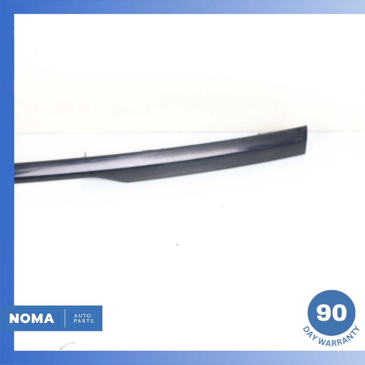 14-22 Range Rover Sport L494 Trunk Bezel License Plate Molding DK6240406DA OEM - photo 2