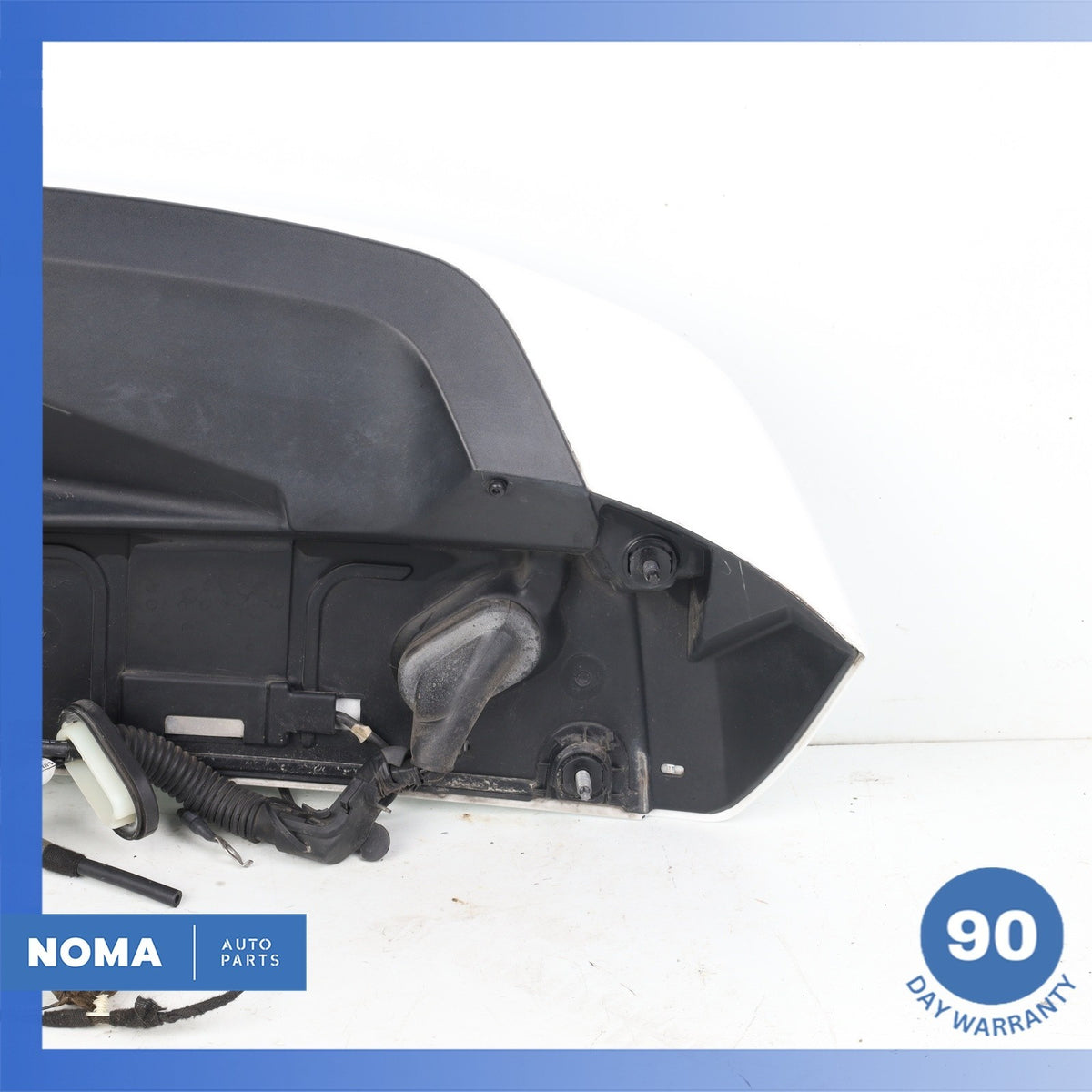 12-16 LR Range Rover Evoque L538 4DR Rear Trunk Spoiler Wing w/ Brake Light OEM - photo 9