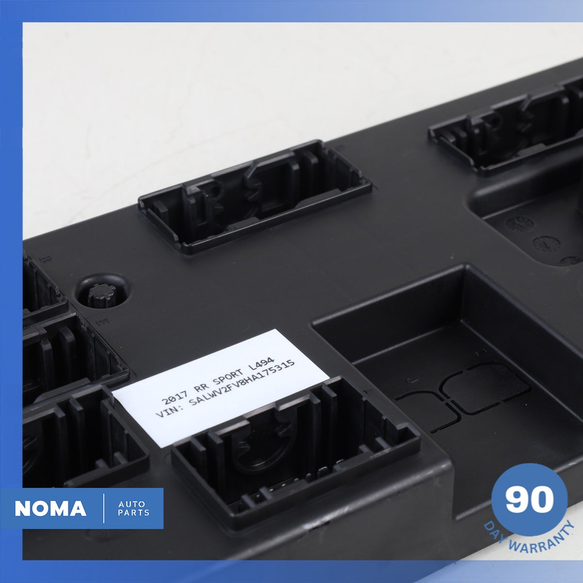 17-19 Range Rover Sport L494 L405 Body Control Module Fuse Relay Box OEM - photo 4