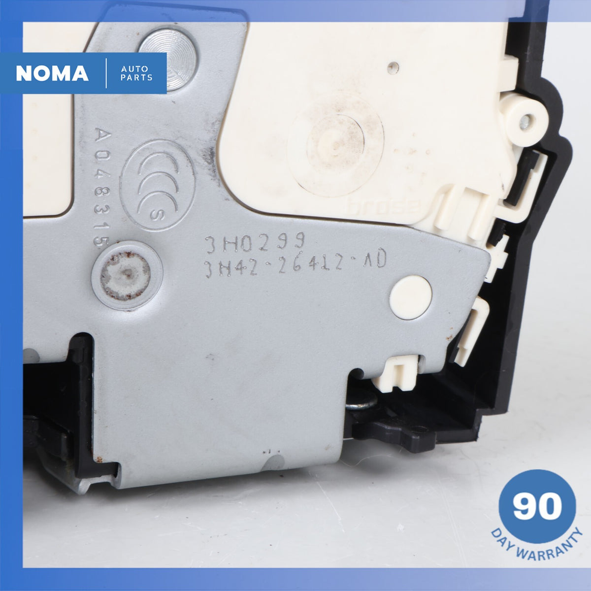 2010 LR Range Rover L322 Rear Right Side Door Lock Latch 3H4226412AD OEM - photo 3