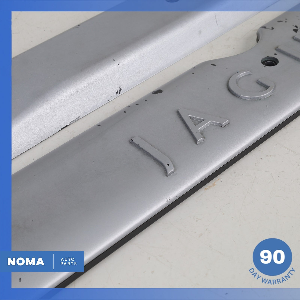 1995 Jaguar XJS Series 3 Engine Fuel Rail Cover Trim Set Silver NBC3411BB OEM - photo 5