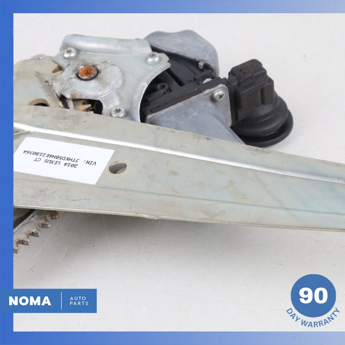 Lexus ZWA10 CT200h Rear Right Window Regulator w/Motor OEM - photo 12