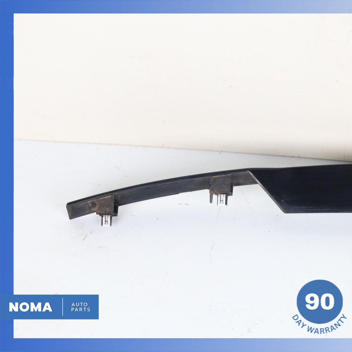 14-22 Range Rover Sport L494 Trunk Bezel License Plate Molding DK6240406DA OEM - photo 10