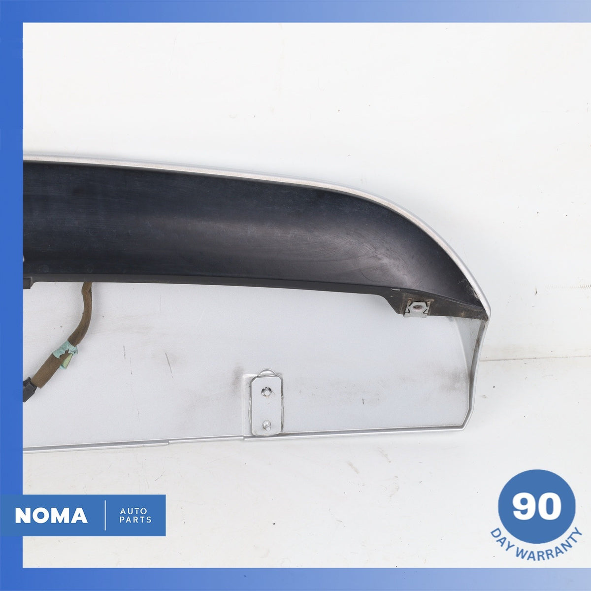 06-09 Range Rover Sport L320 Rear Trunk Spoiler Wing w/ Brake Light Silver OEM - photo 12