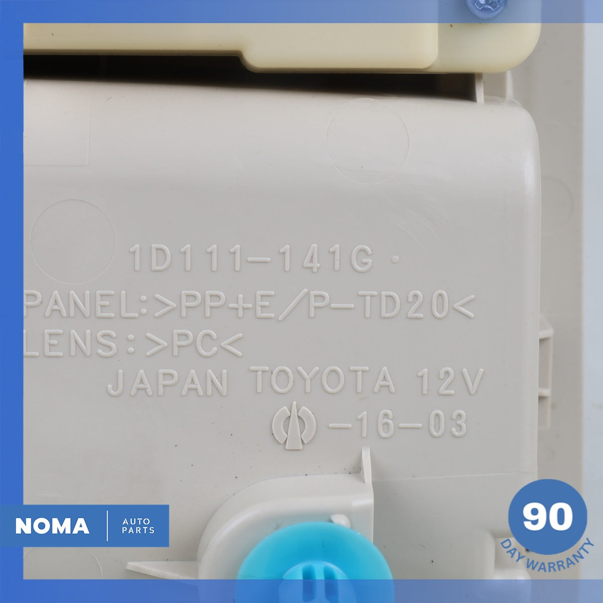 14-17 Lexus ZWA10 CT200h Front Overhead Dome Light Roof Console Beige OEM - photo 16