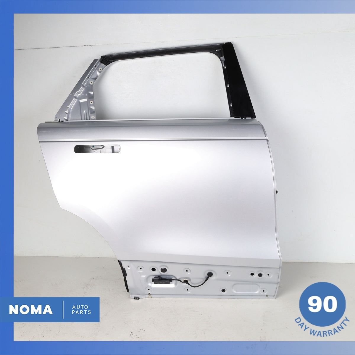 18-23 Range Rover L560 Velar Rear Right Side Door Panel Shell Silver OEM - photo 1