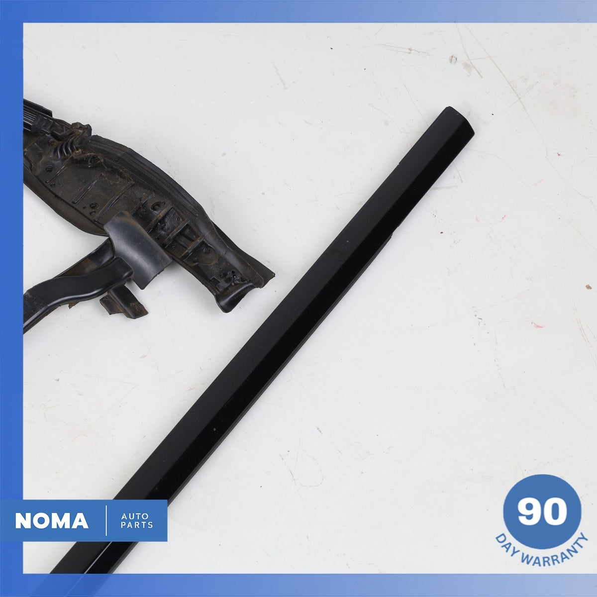 13-22 LR Range Rover L405 Rear Left Side Outer Door Window Molding Set OEM - photo 4